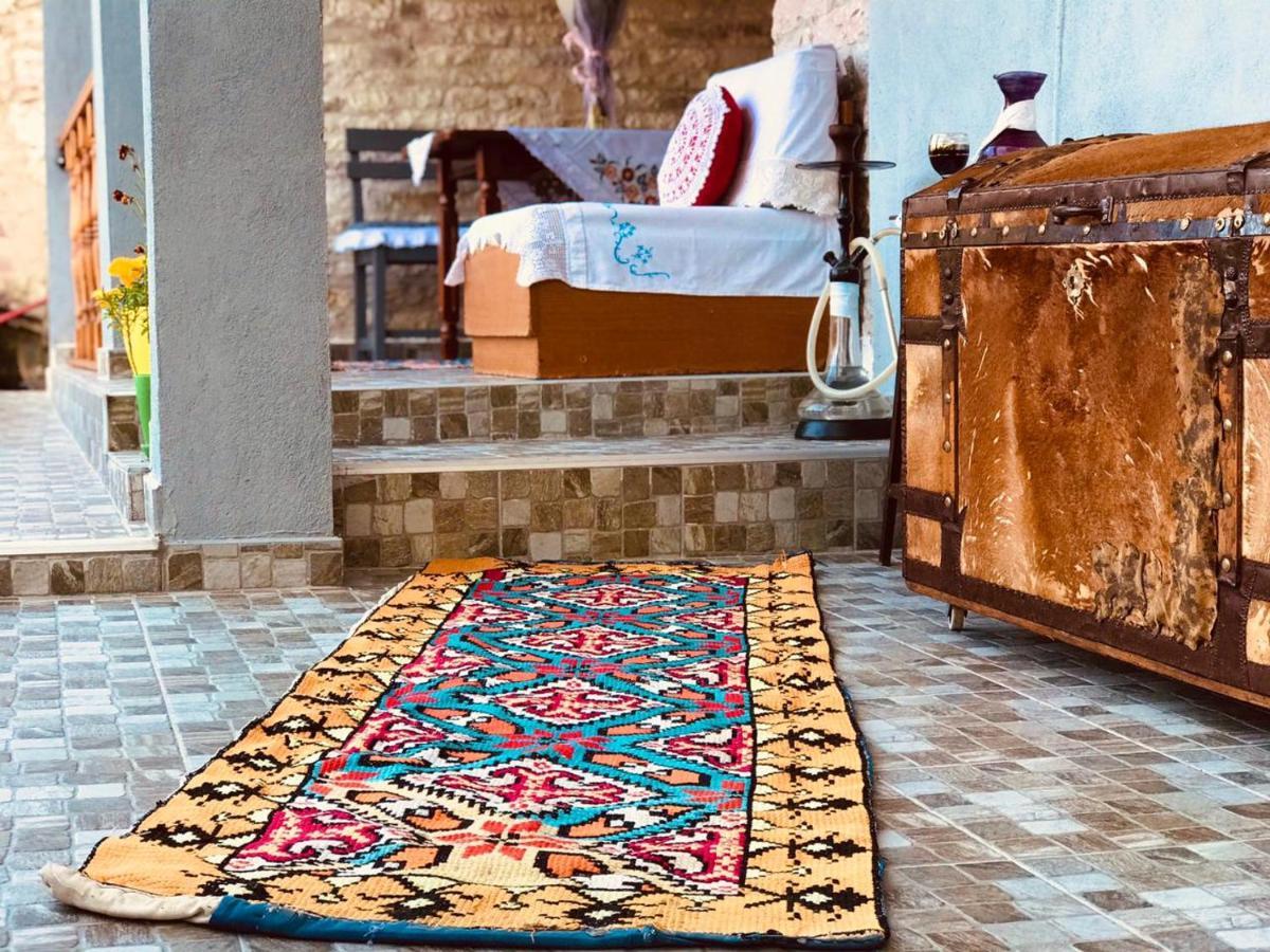 "Mani Guest House" Gjirokastër Eksteriør billede