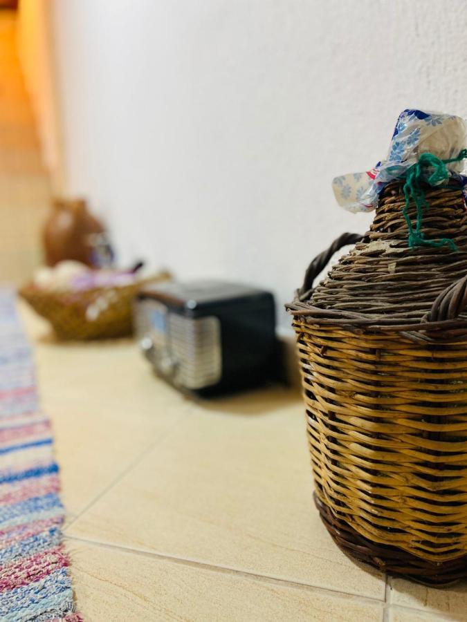 "Mani Guest House" Gjirokastër Eksteriør billede