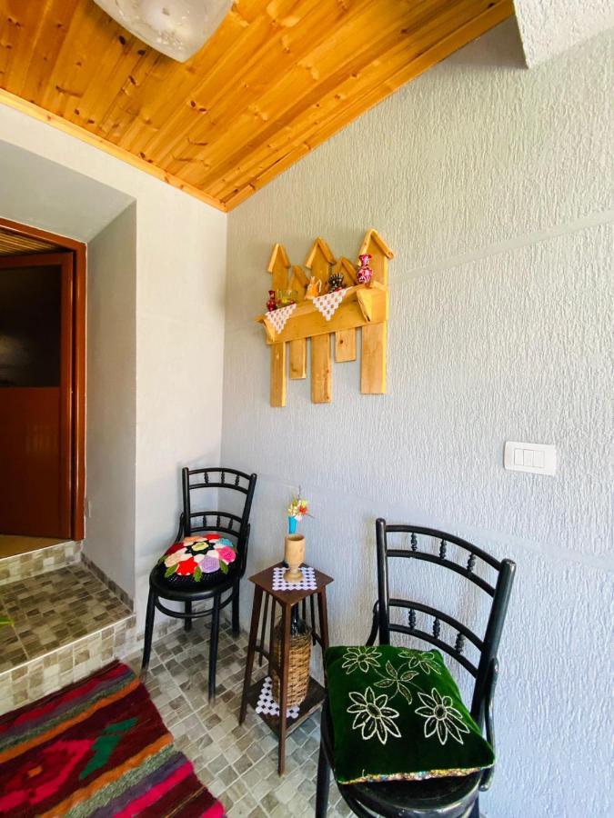 "Mani Guest House" Gjirokastër Eksteriør billede