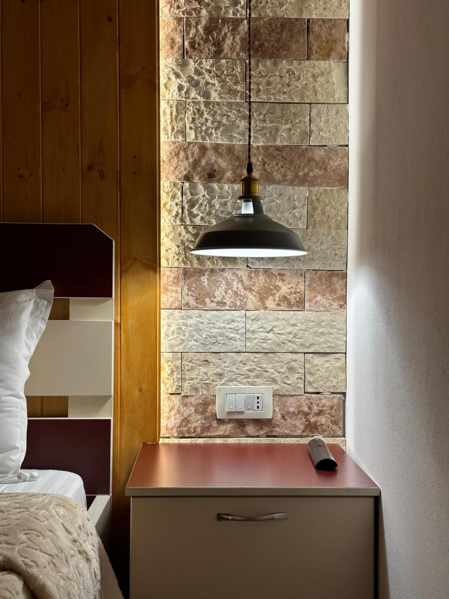 "Mani Guest House" Gjirokastër Eksteriør billede